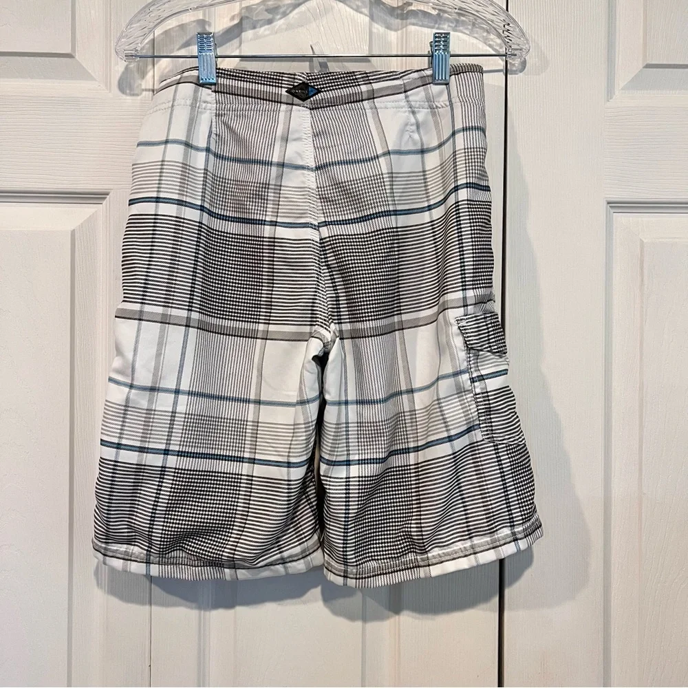 🩷 O’Neill Men’s White and Blue Plaid Lined Board Shorts - Size 28
